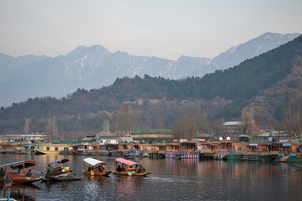 Nazneen Group Of Houseboats Σριναγκάρ Εξωτερικό φωτογραφία